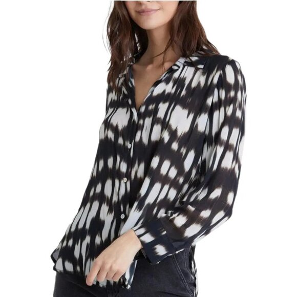 Bella Dahl In Black & White Blurred Ikat Print Button Down Blouse Lightweight - Picture 1 of 13